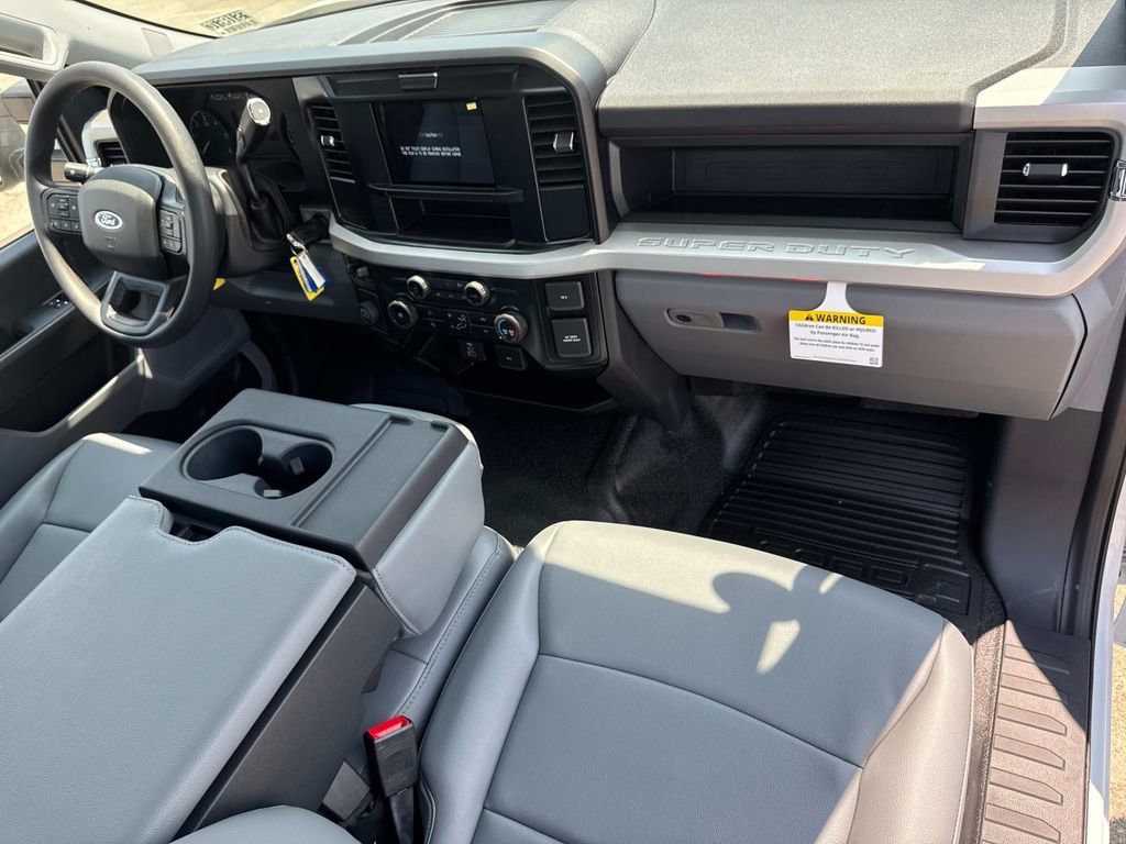 New 2025 Ford F350 XL w/ XL Chrome Package image 23