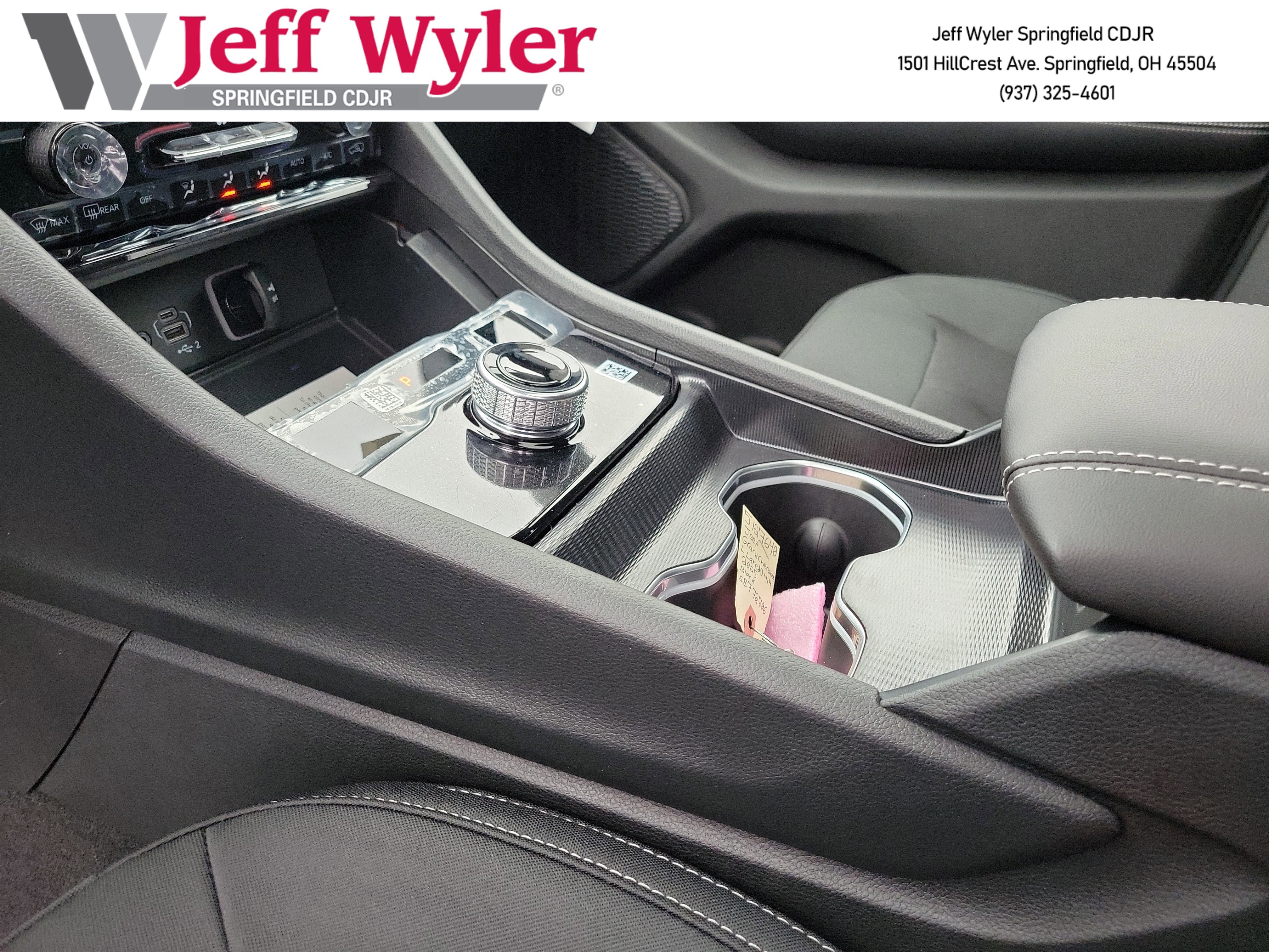 New 2025 Jeep Grand Cherokee L Laredo w/ Luxury Tech Group I image 13