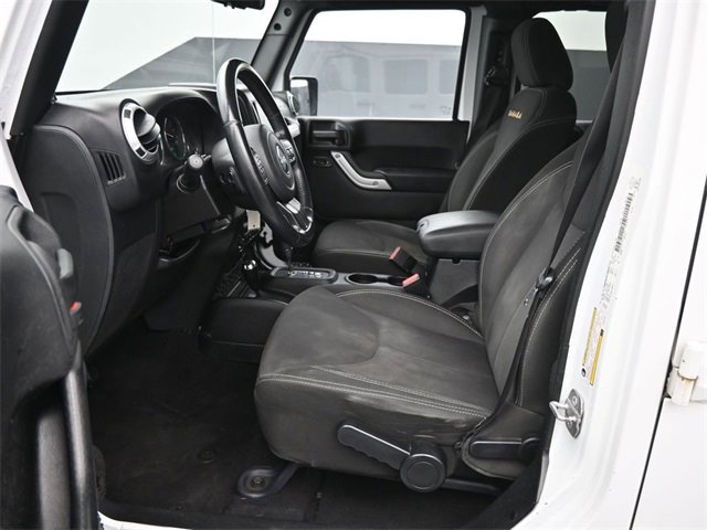 Used 2014 Jeep Wrangler Unlimited Sahara w/ Connectivity Group image 24