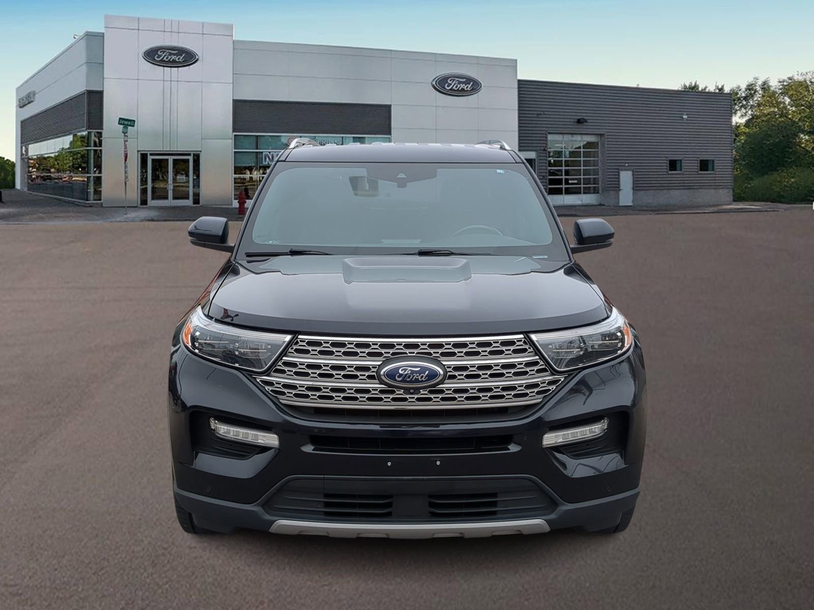 Used 2020 Ford Explorer Limited image 3