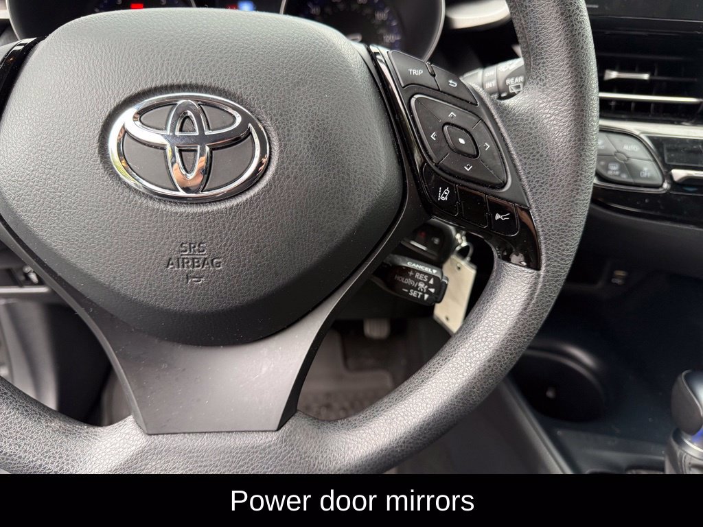Used 2021 Toyota C-HR LE FWD image 12
