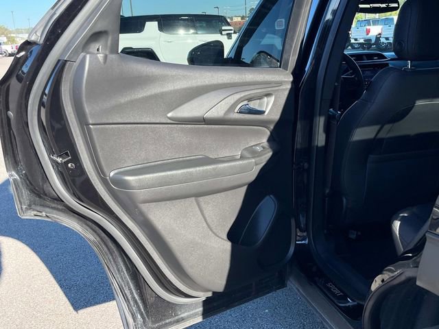 Used 2023 Chevrolet TrailBlazer RS w/ Convenience Package image 19