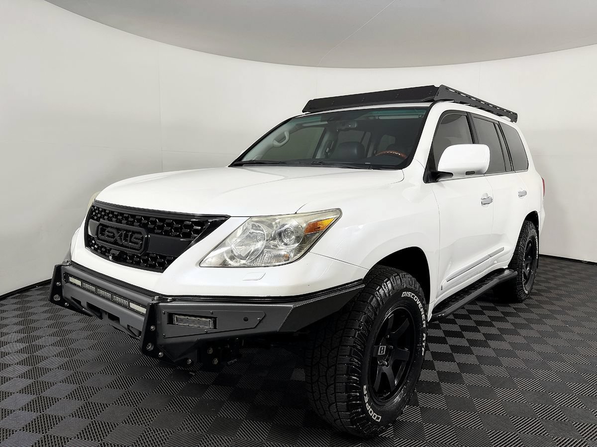 Used 2009 Lexus LX 570 4WD w/ Preferred Accessory Pkg image 2