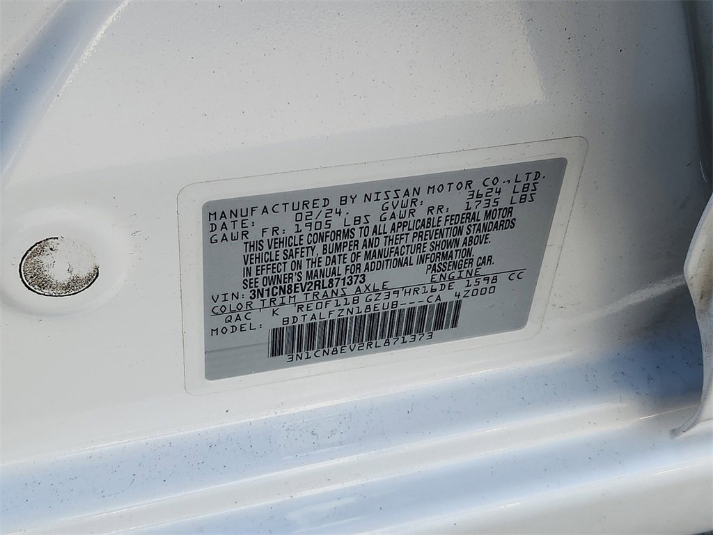 Used 2024 Nissan Versa SV w/ Trunk Package image 26