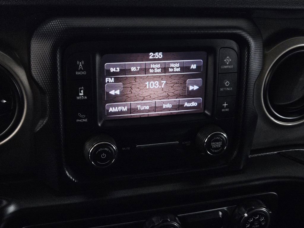 Used 2020 Jeep Wrangler Sport image 12