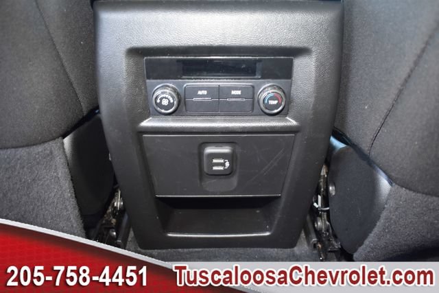Used 2023 Chevrolet Traverse LT FWD image 29