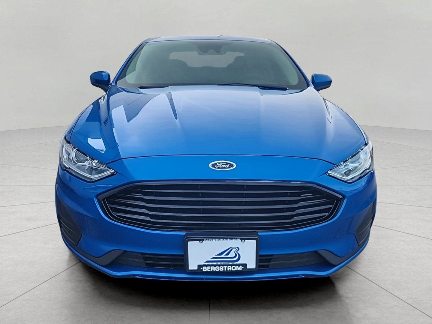 Certified 2020 Ford Fusion SE image 4