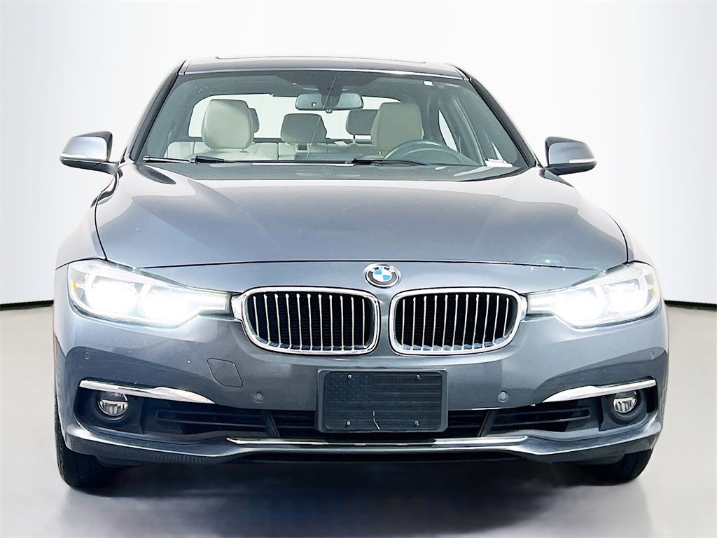 Used 2016 BMW 328i xDrive Sedan video 2