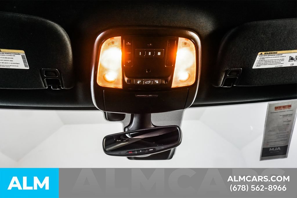 Used 2025 Dodge Durango R/T AWD/4WD image 56