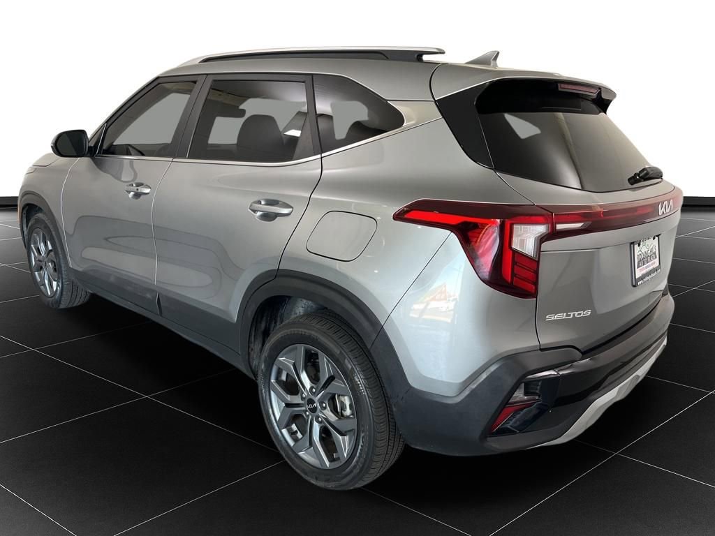 Used 2024 Kia Seltos S image 3