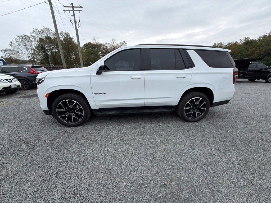 Used 2024 Chevrolet Tahoe RST w/ Sport Performance Package AWD/4WD image 4