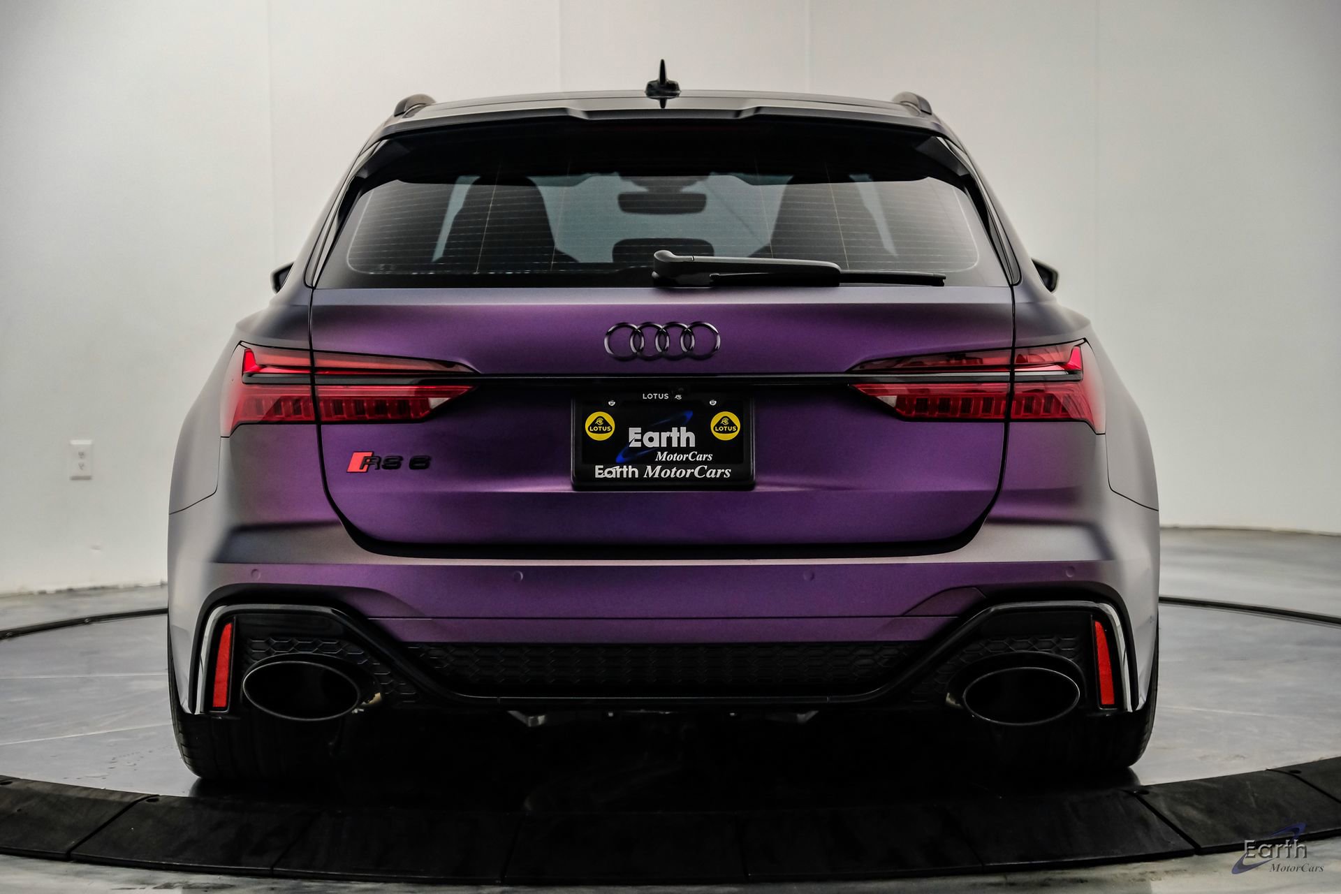 Used 2023 Audi RS 6 w/ Black Optic Package AWD/4WD image 15