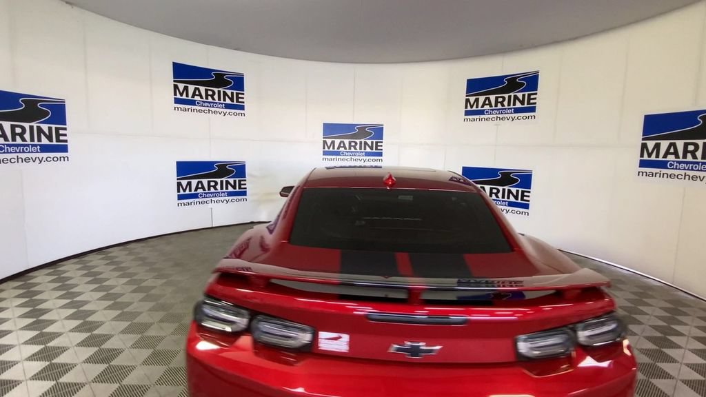 Used 2019 Chevrolet Camaro SS w/ LPO, Camaro Insignia Package RWD image 9