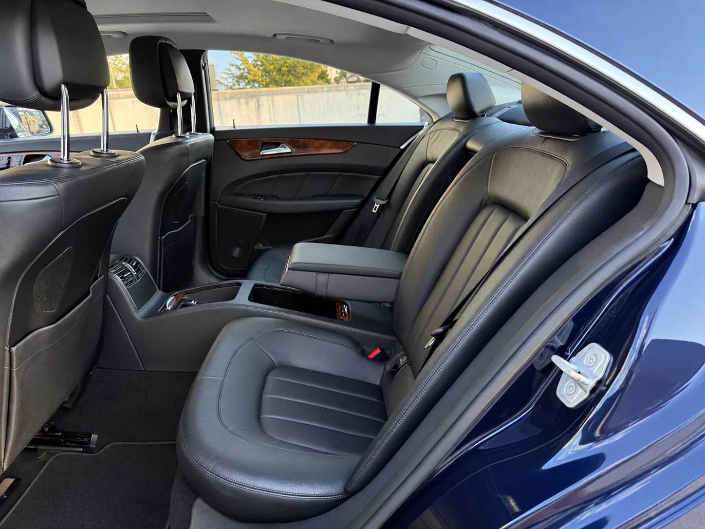 Used 2012 Mercedes-Benz CLS 550 4MATIC image 12
