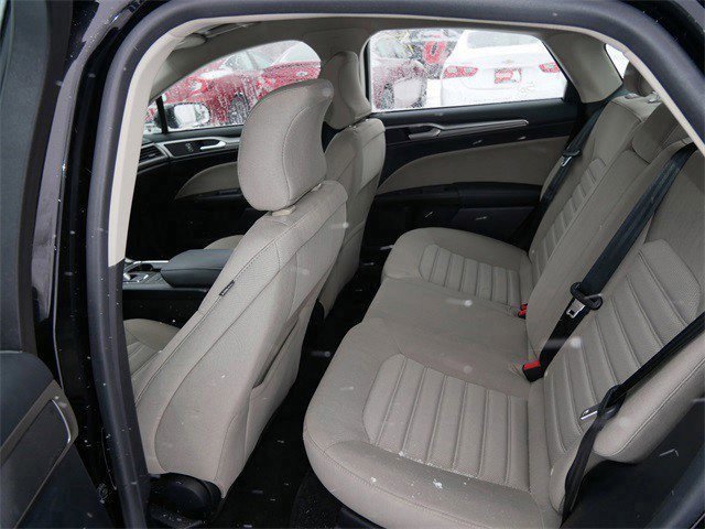 Used 2017 Ford Fusion S image 10