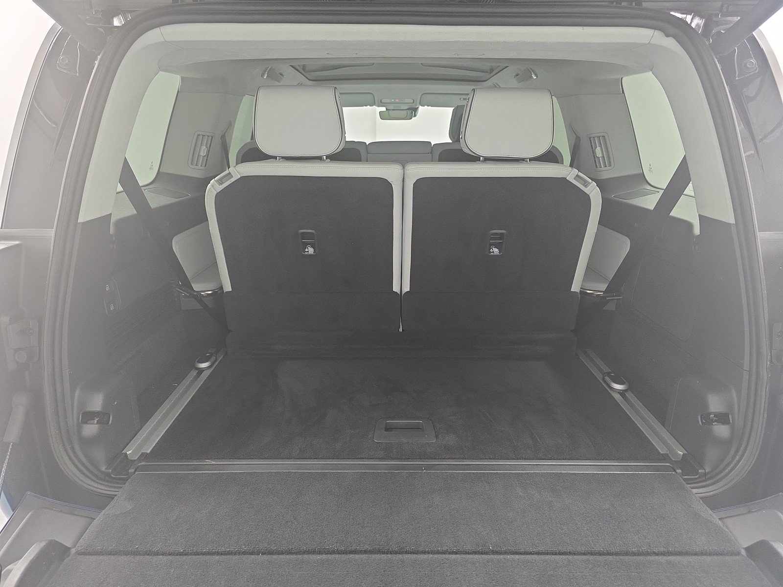 Used 2023 Rivian R1S Adventure AWD/4WD image 15