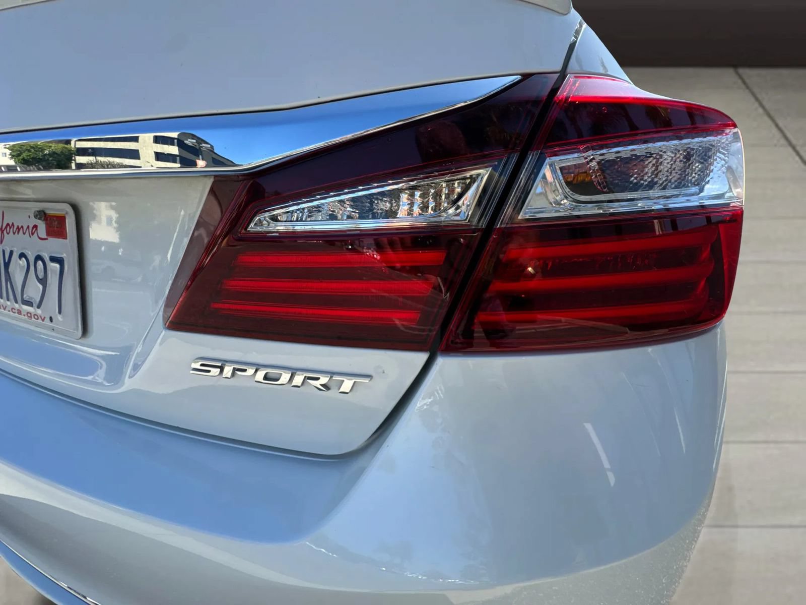 Used 2017 Honda Accord Sport image 17
