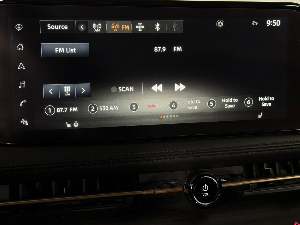 Used 2023 Nissan Ariya AWD image 19