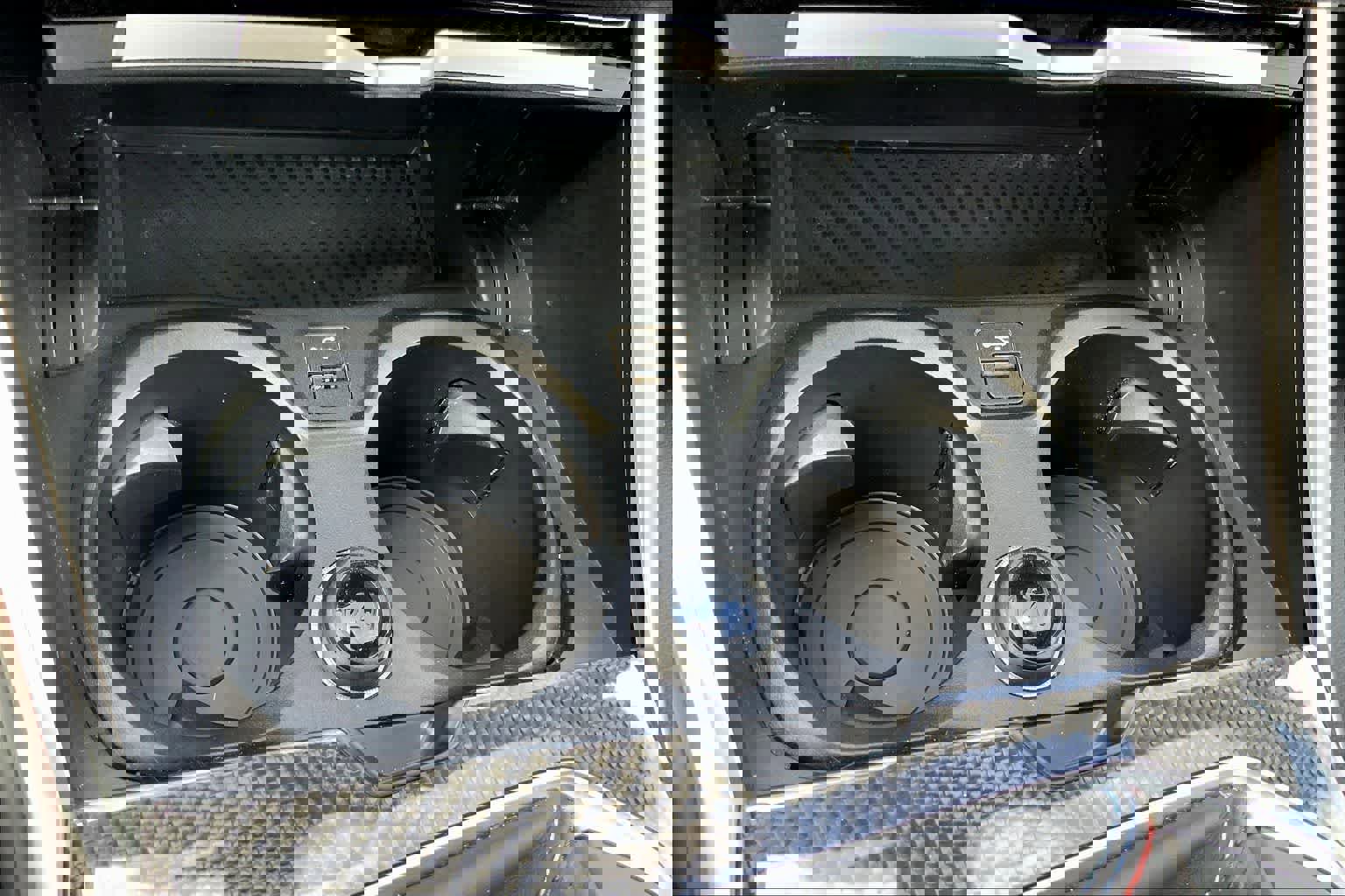 Used 2024 BMW M2 w/ Lighting Package image 33