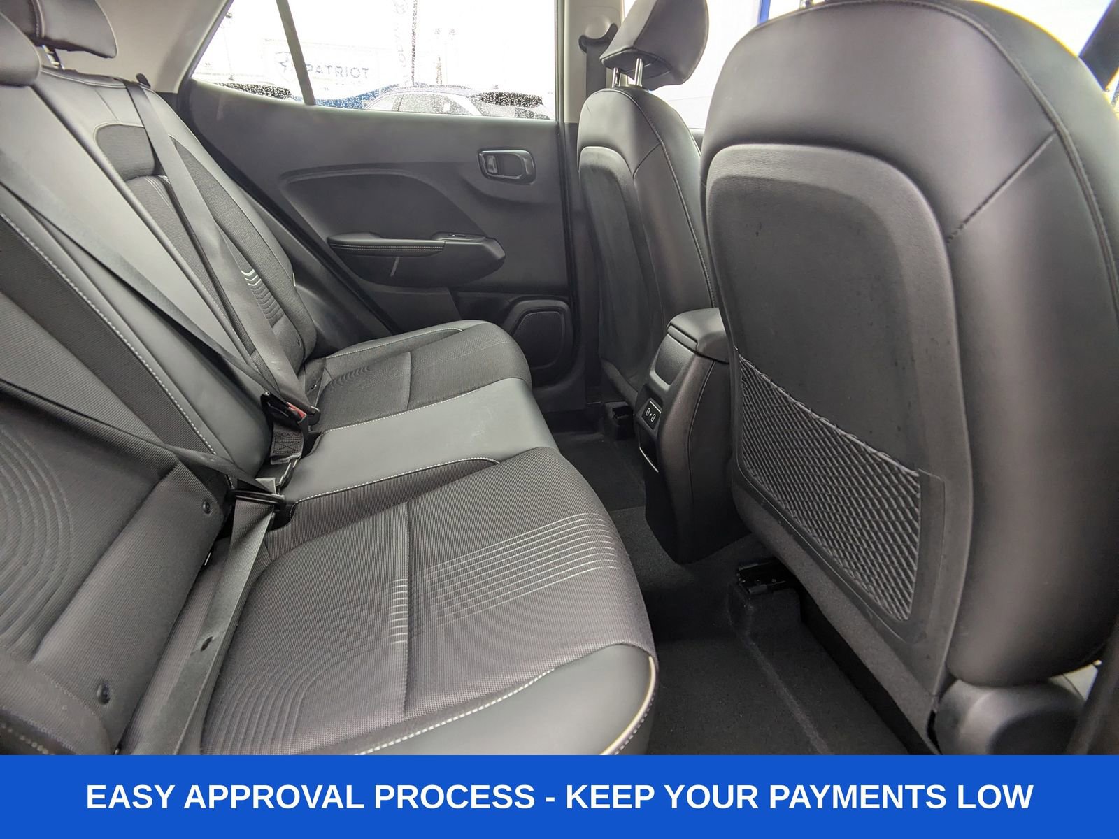 Used 2025 Hyundai Venue Limited image 16