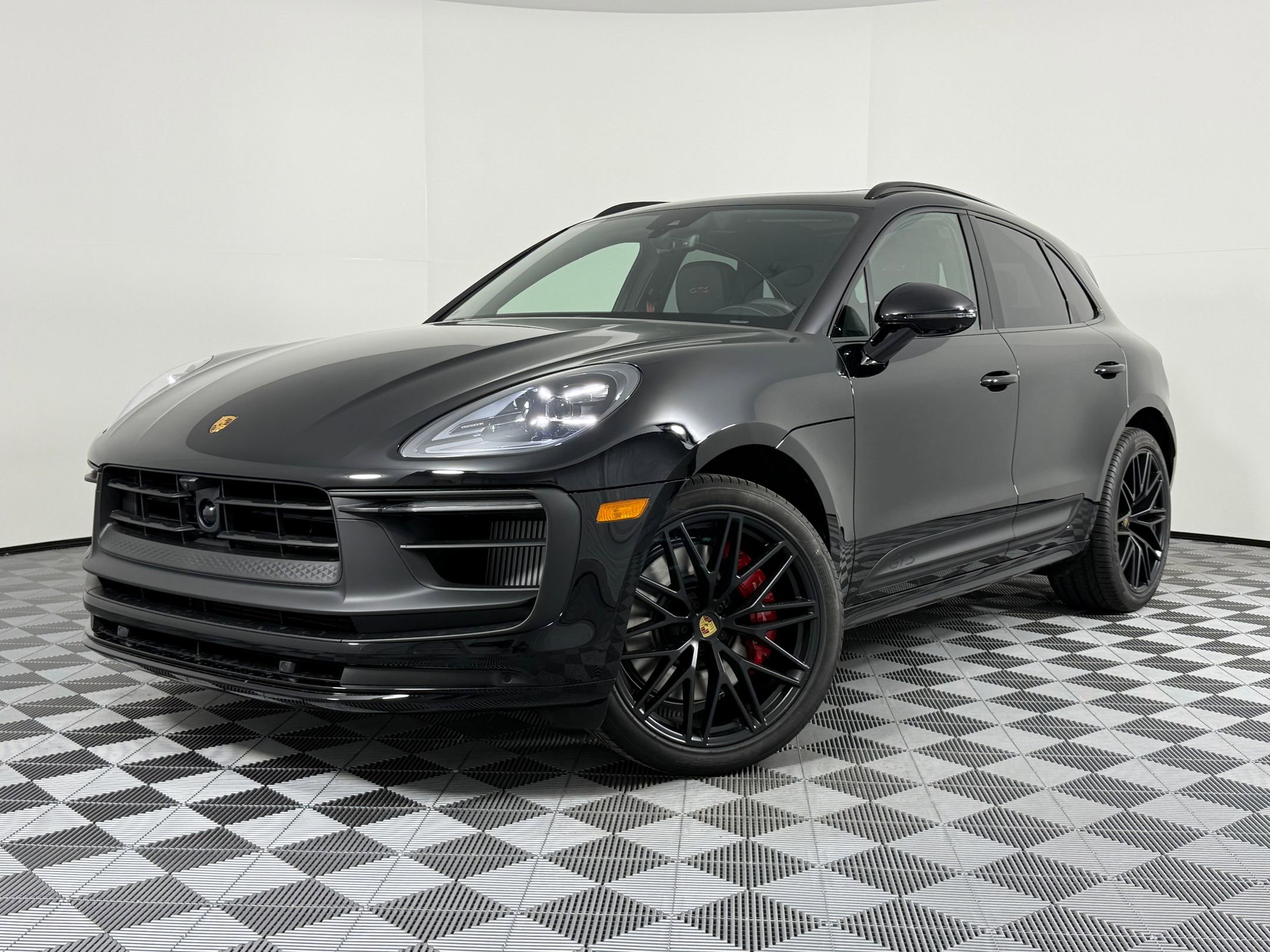 New 2026 Porsche Macan GTS