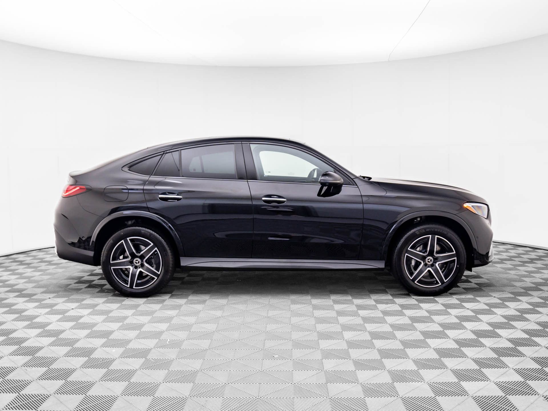 New 2026 Mercedes-Benz GLC 300 4MATIC image 6