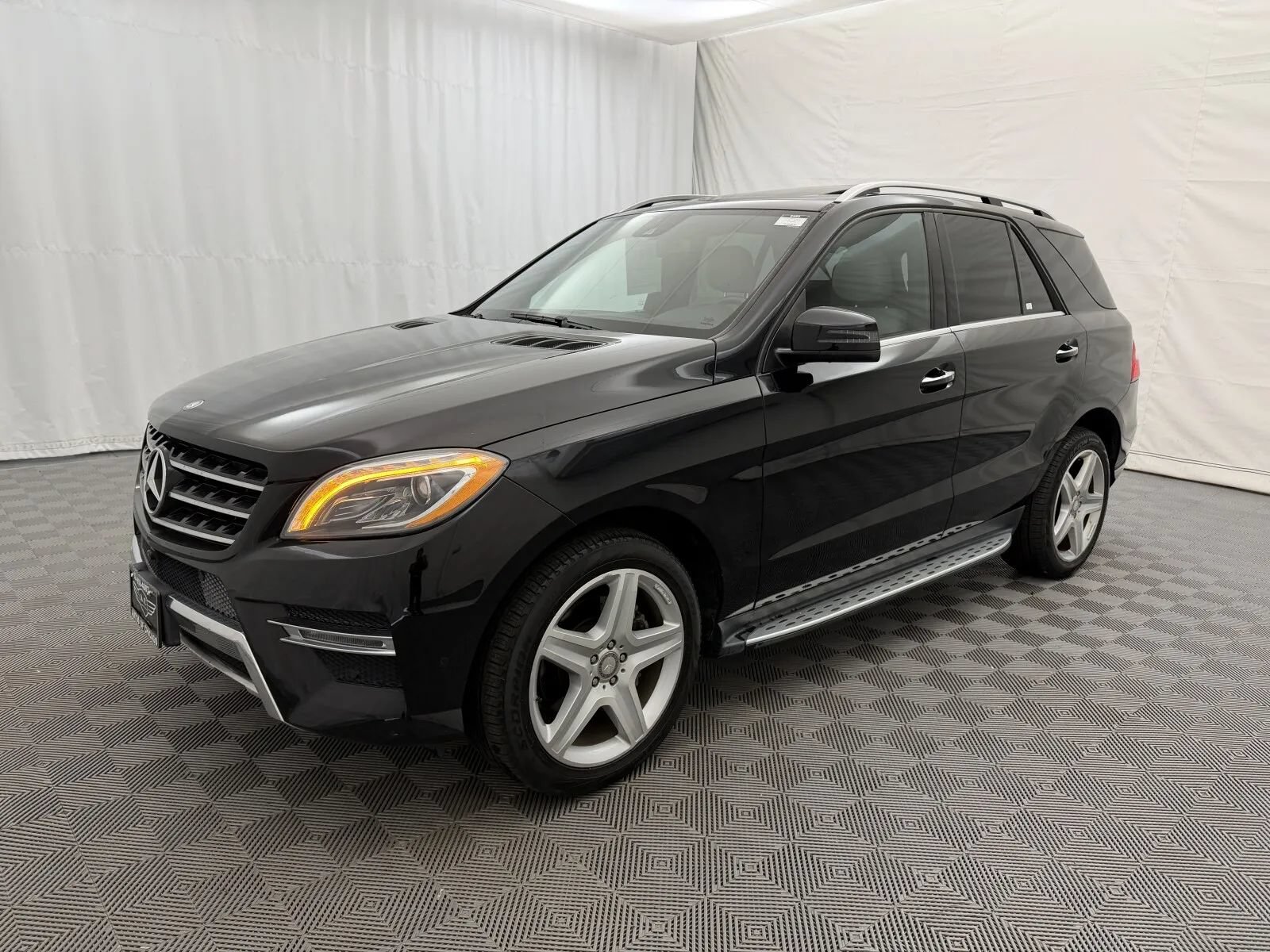 Used 2015 Mercedes-Benz ML 400 4MATIC image 2