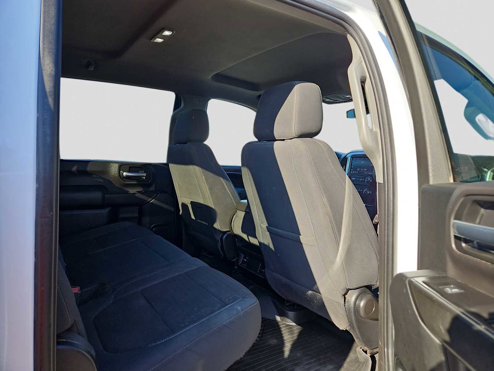 Used 2021 Chevrolet Silverado 2500 LT w/ Z71 Off-Road Package image 17