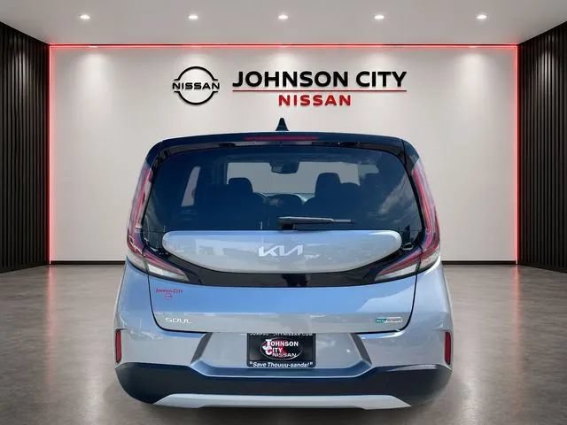 Used 2025 Kia Soul EX FWD image 5