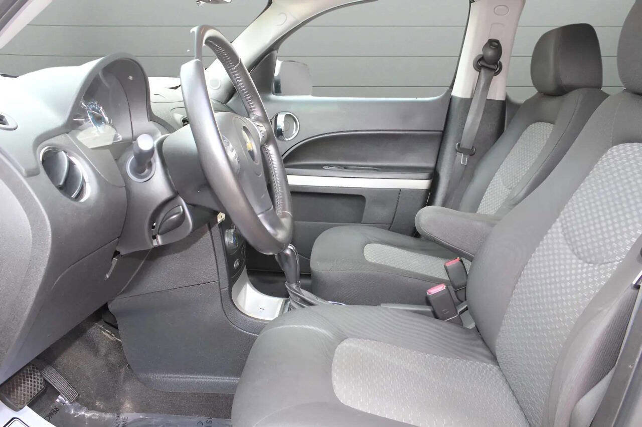 Used 2011 Chevrolet HHR LT w/ My Link Package image 13