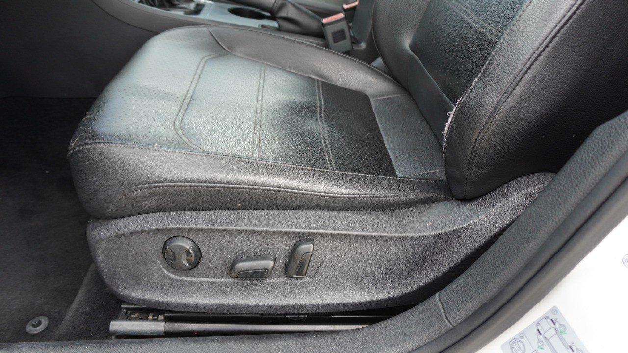 Used 2014 Volkswagen Passat 1.8T Wolfsburg Edition FWD image 22