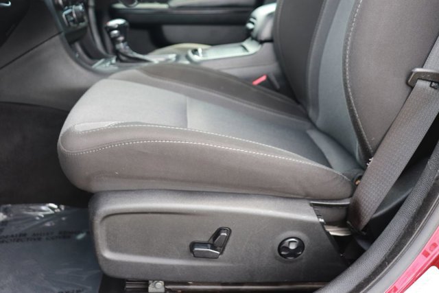 Used 2020 Dodge Charger SXT w/ Blacktop Package RWD image 10