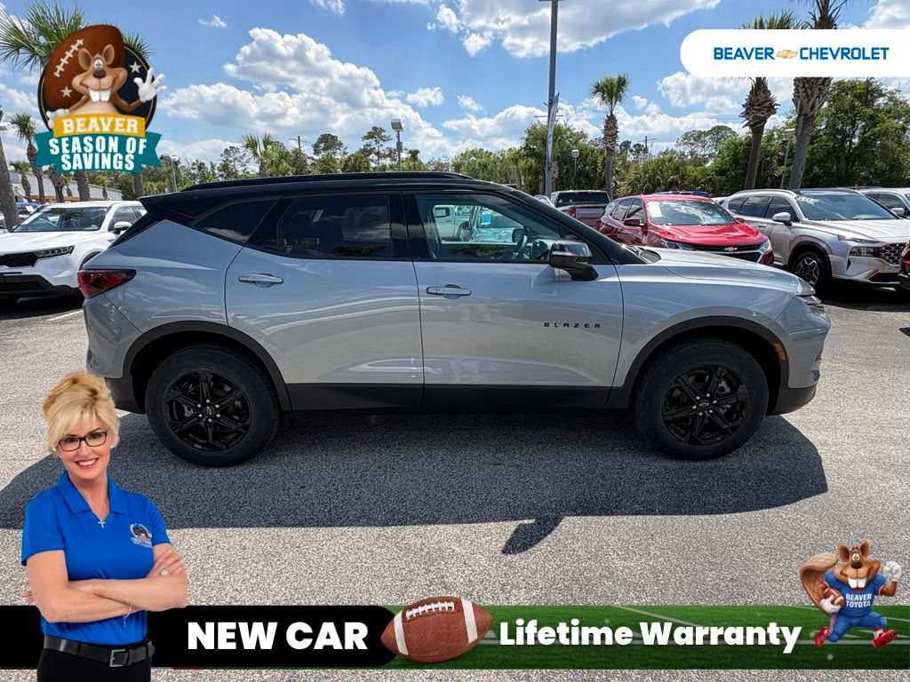 New 2025 Chevrolet Blazer LT w/ Midnight/Sport Edition AWD/4WD image 8