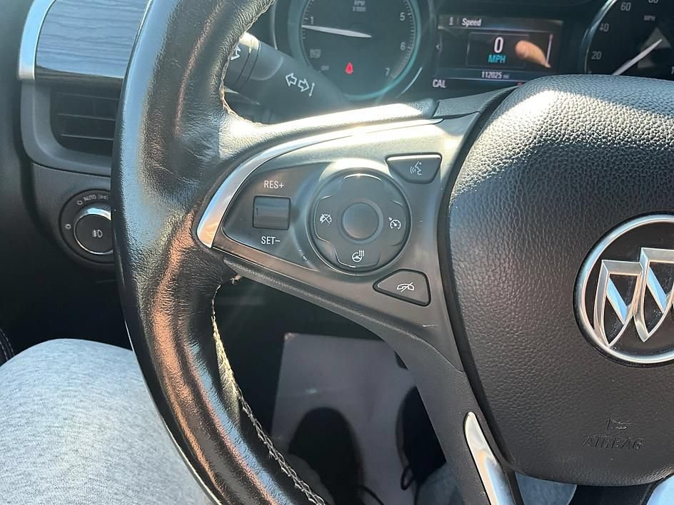 Used 2017 Buick Envision Essence AWD/4WD image 21