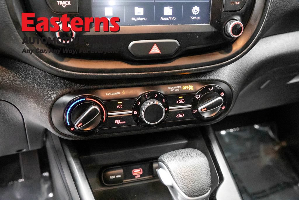 Used 2020 Kia Soul S FWD image 19
