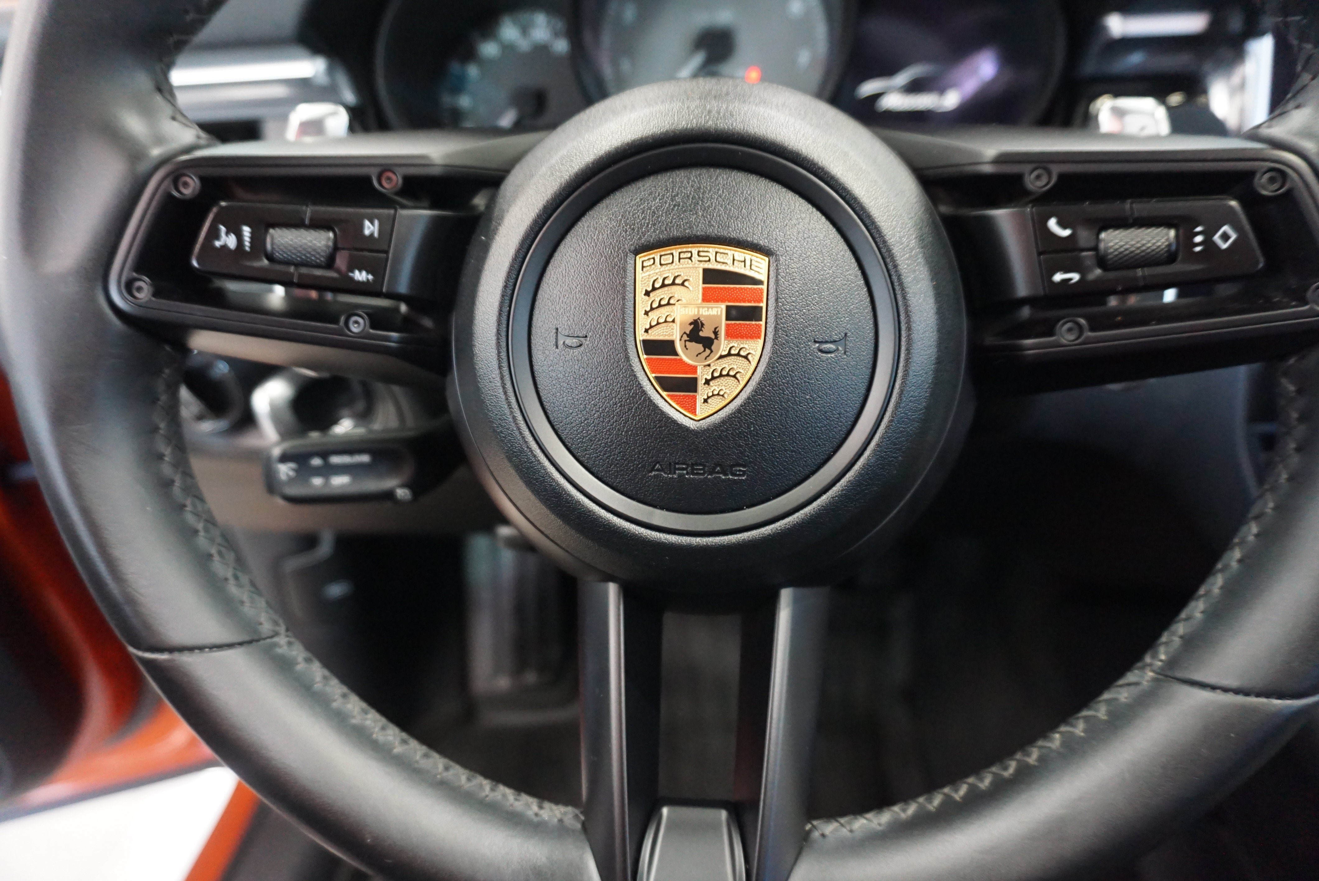 Used 2022 Porsche Macan S AWD/4WD image 13