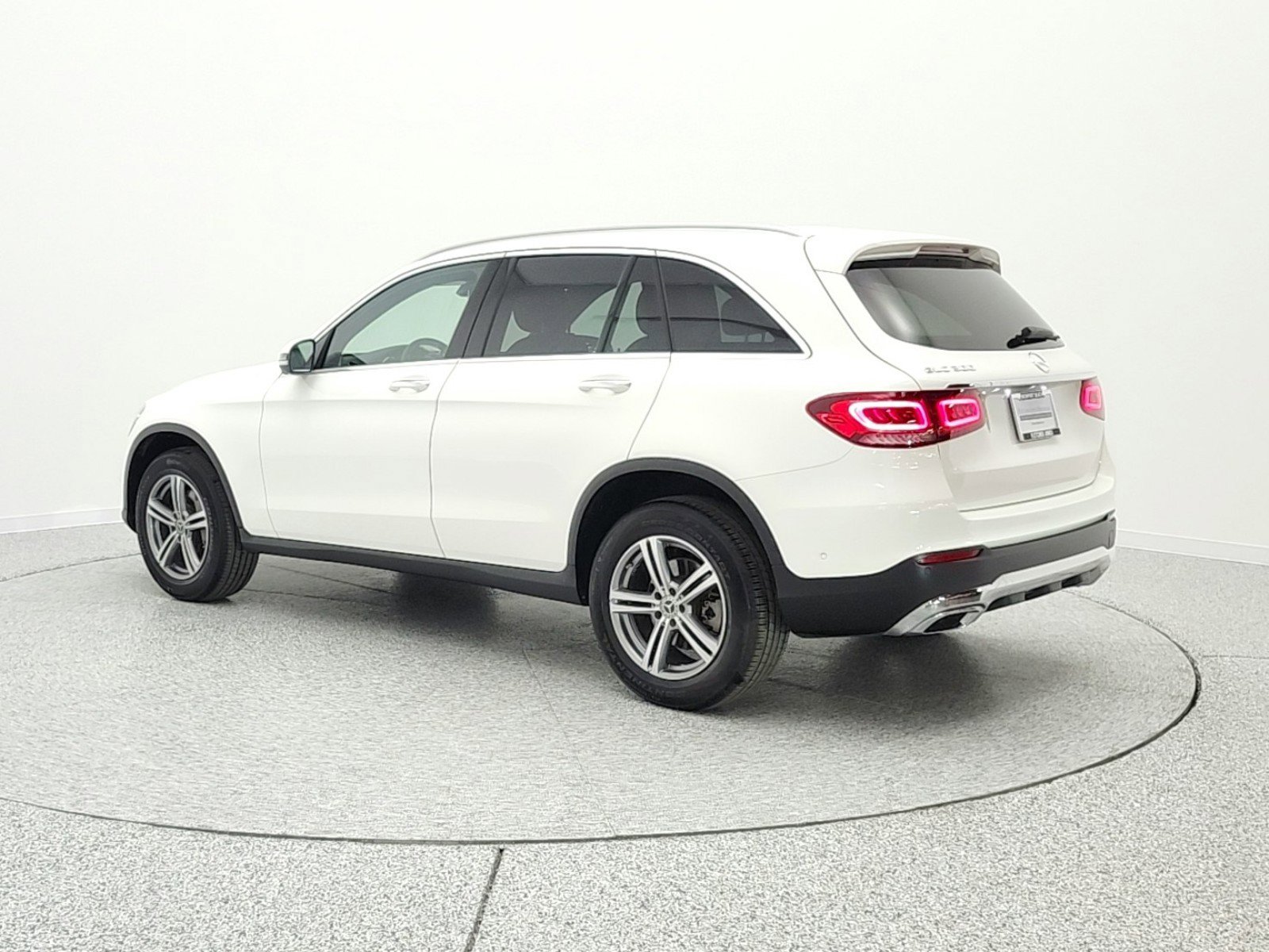 Used 2021 Mercedes-Benz GLC 300 image 7