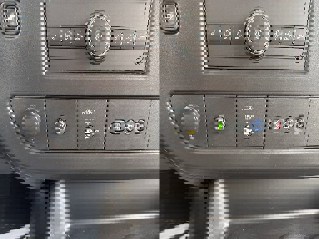 New 2026 Chevrolet Express 3500 w/ Power Convenience Package image 28