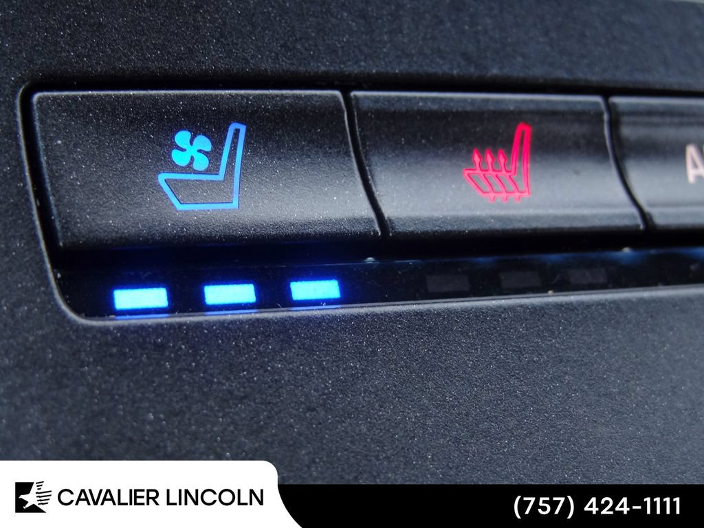 Certified 2020 Lincoln Nautilus Reserve AWD/4WD image 35