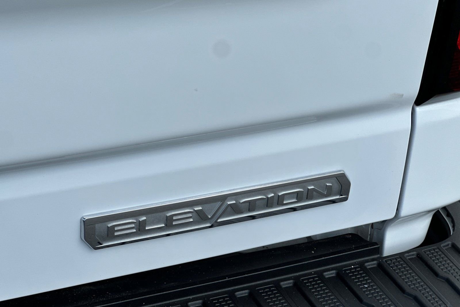 Used 2022 GMC Sierra 1500 Elevation w/ Elevation Premium Package image 25