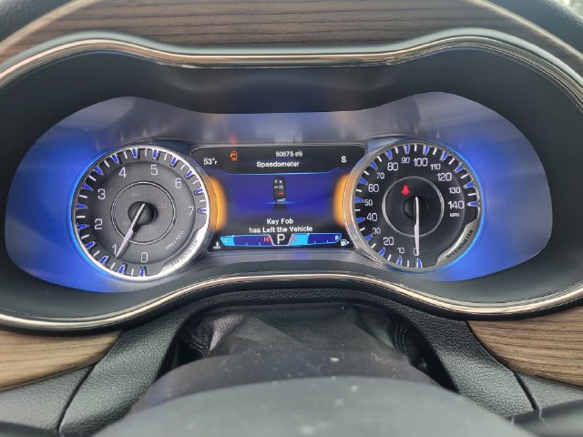 Used 2016 Chrysler 200 C w/ Premium Group AWD/4WD image 16