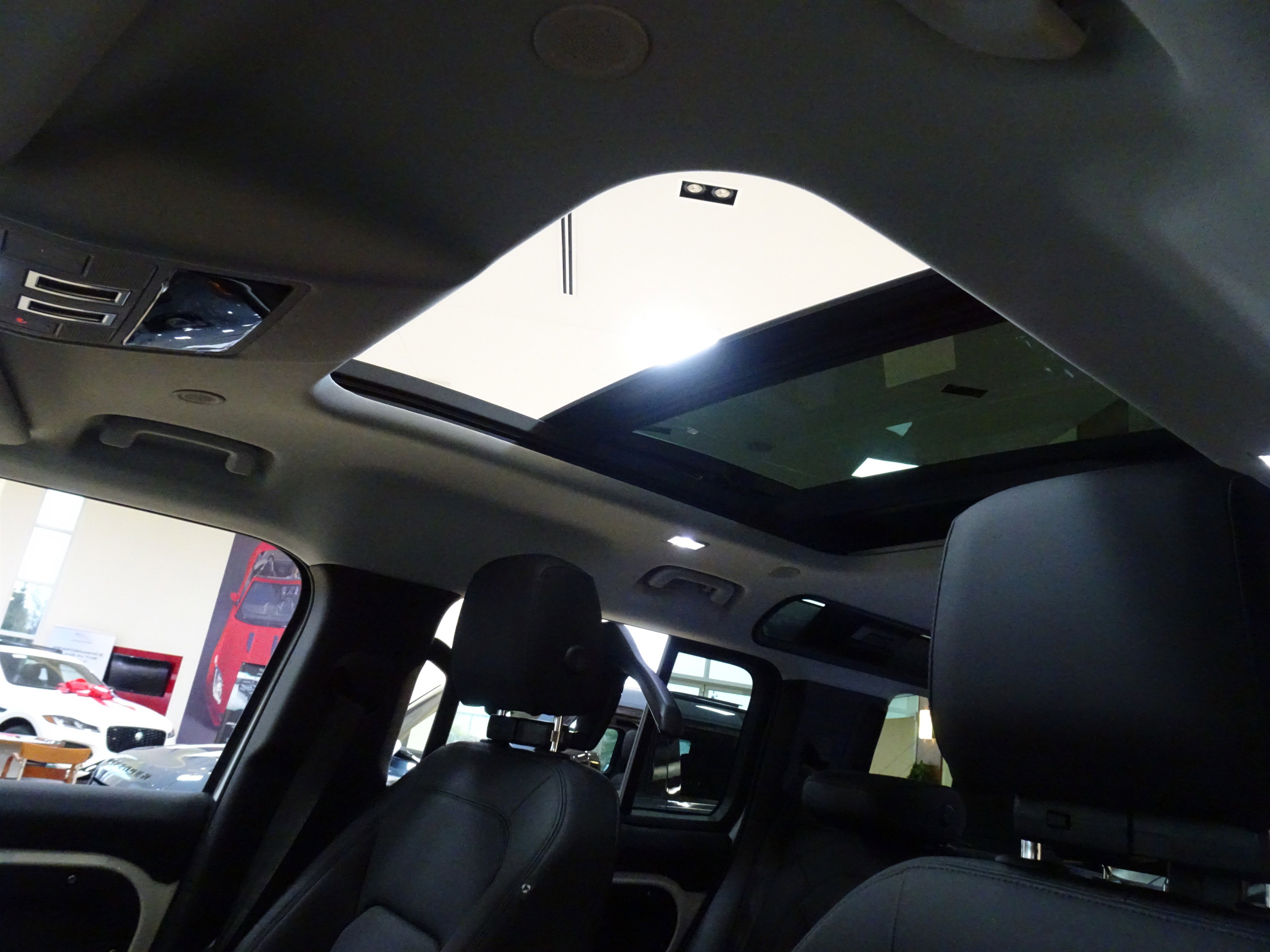 New 2026 Land Rover Defender 110 S image 5