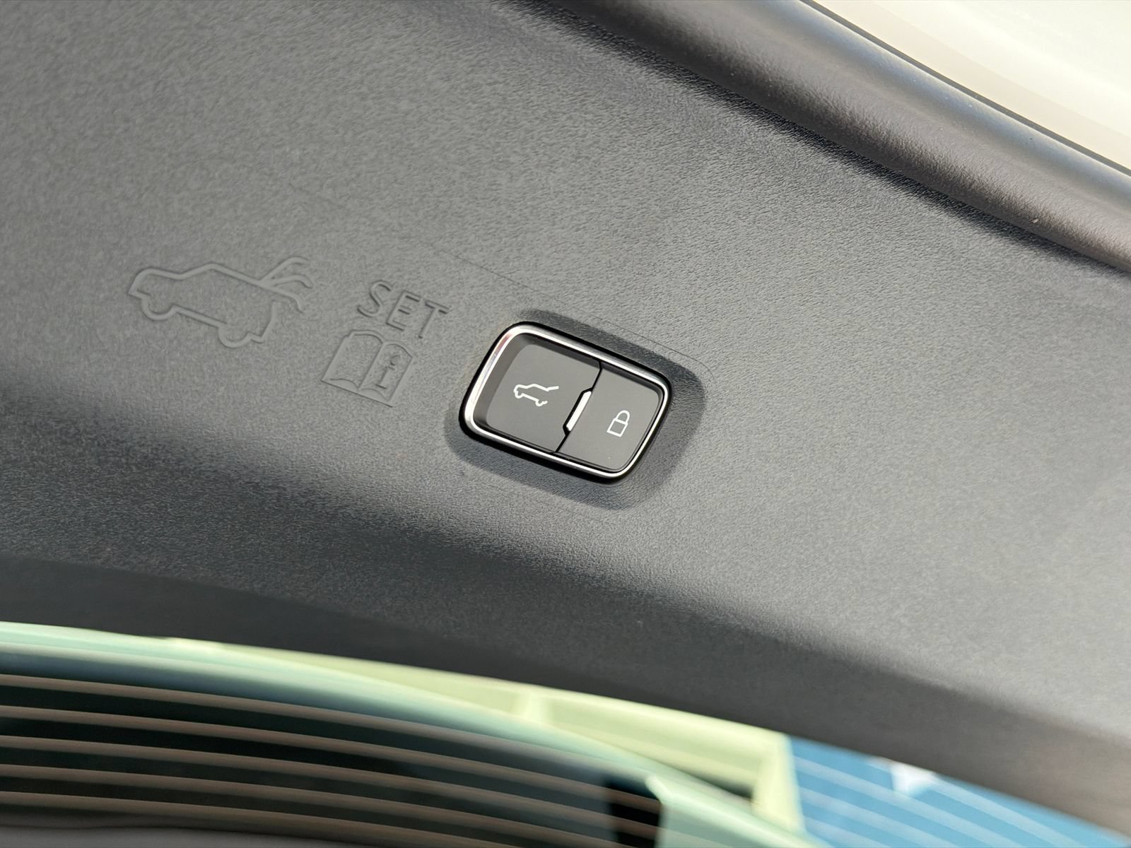 New 2027 Lincoln Navigator L Premier AWD/4WD image 9