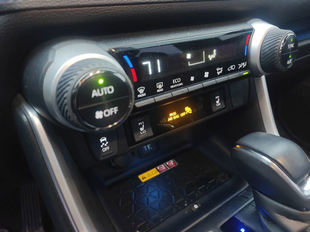 Used 2024 Toyota RAV4 XSE image 11