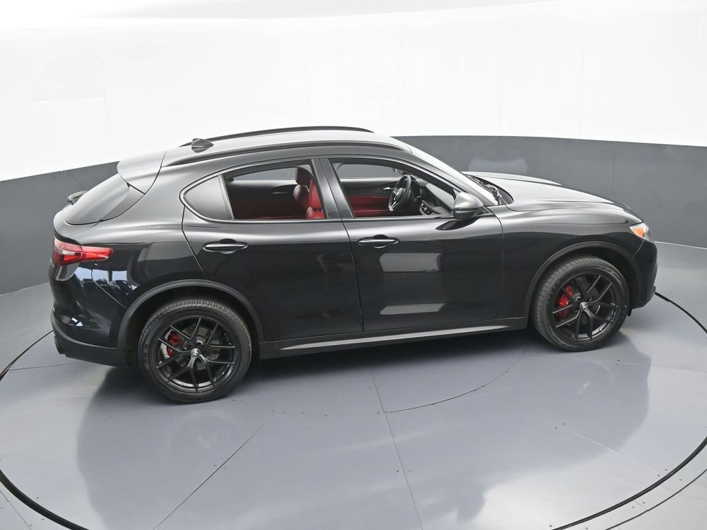 Used 2019 Alfa Romeo Stelvio w/ Nero Edizione image 52