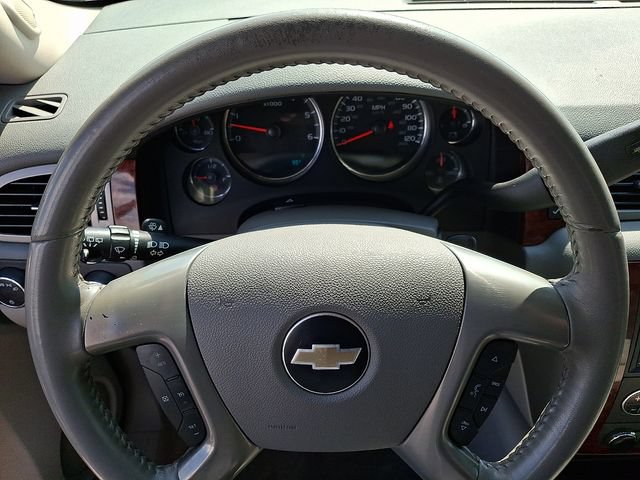 Used 2010 Chevrolet Tahoe LT AWD/4WD image 17