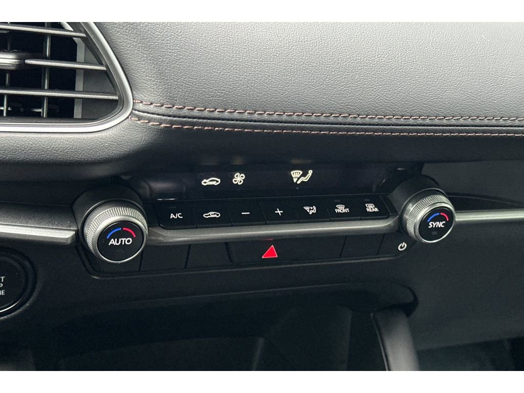 Certified 2025 MAZDA MAZDA3 s Sport image 21