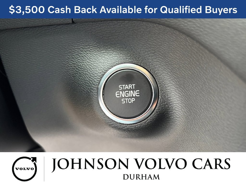 New 2026 Volvo XC40 B5 Core w/ Climate Package AWD/4WD image 18