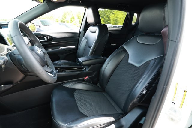Used 2022 Jeep Compass Latitude FWD image 19