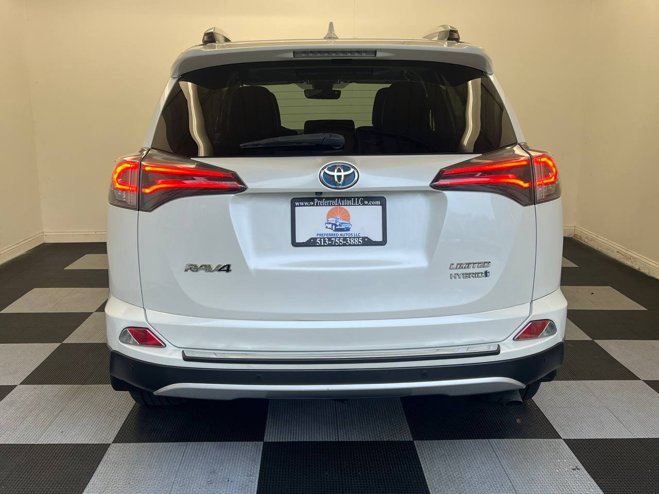 Used 2016 Toyota RAV4 Limited image 5